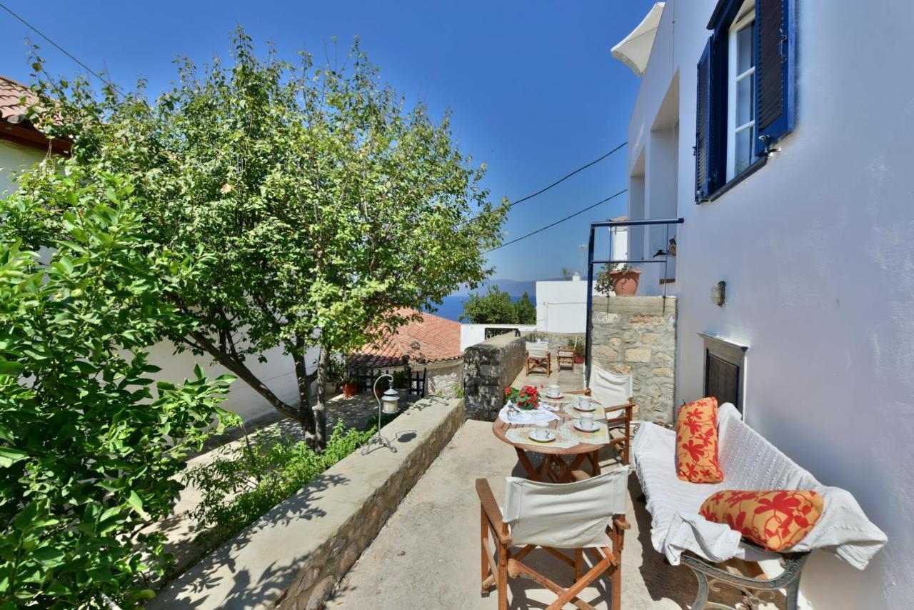 Options House Vila Hidra Exterior foto